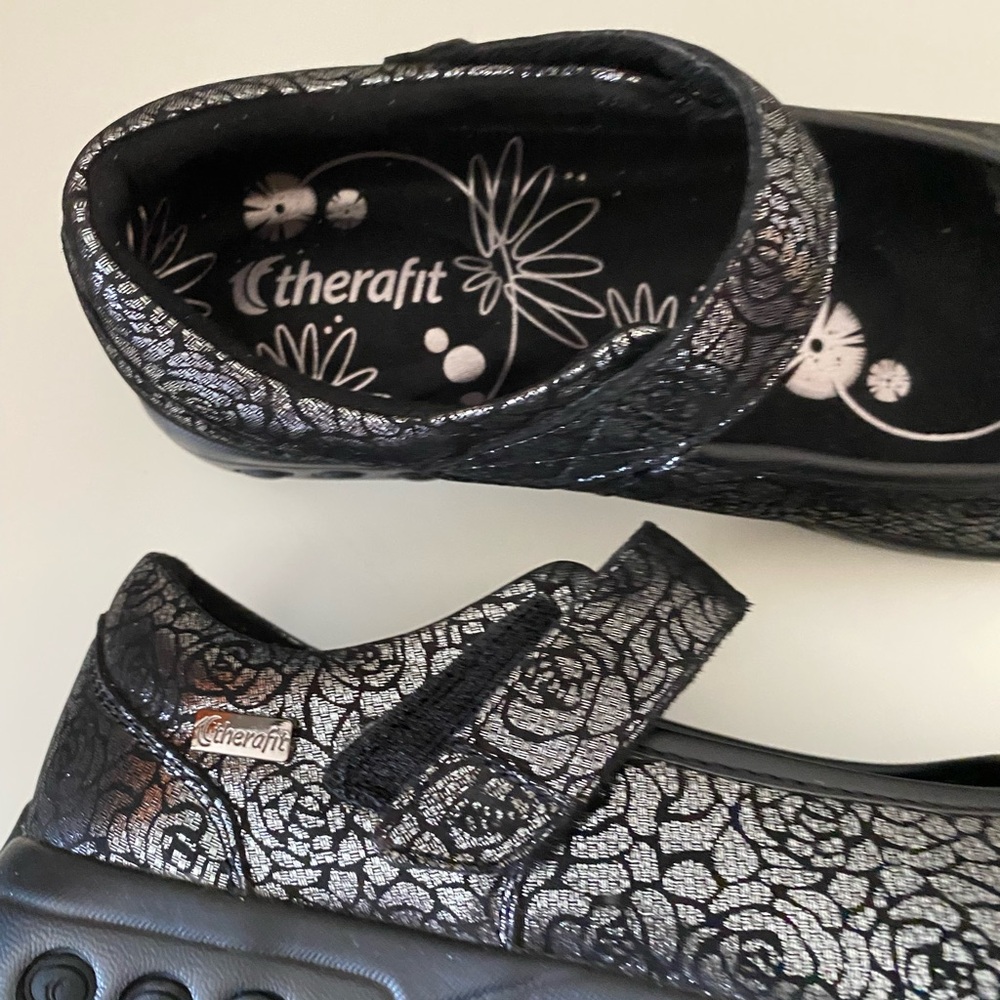 Therafit Mary Jane’s Black & Silver Size 6.5 - Picture 5 of 11